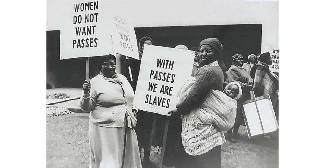 Women protest labor control laws, Cape Town